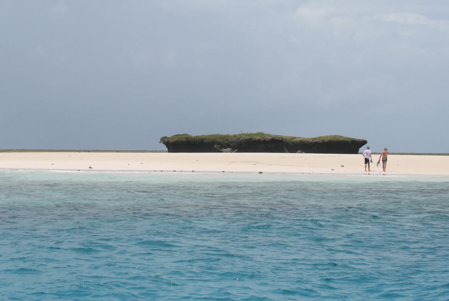 Sandbank experience on the Funzi Dhow Trip